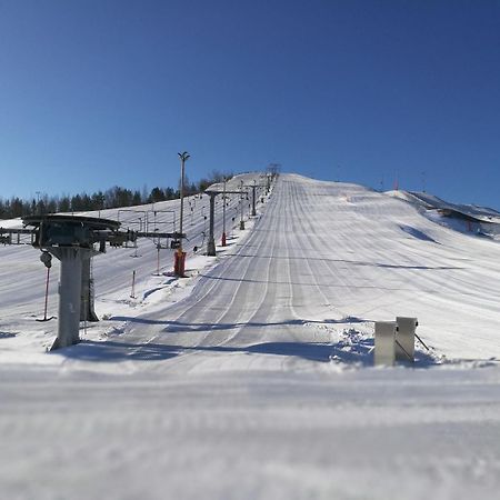 Tuhamaee Hosteli Puhkemaja Kiviõli Exterior foto