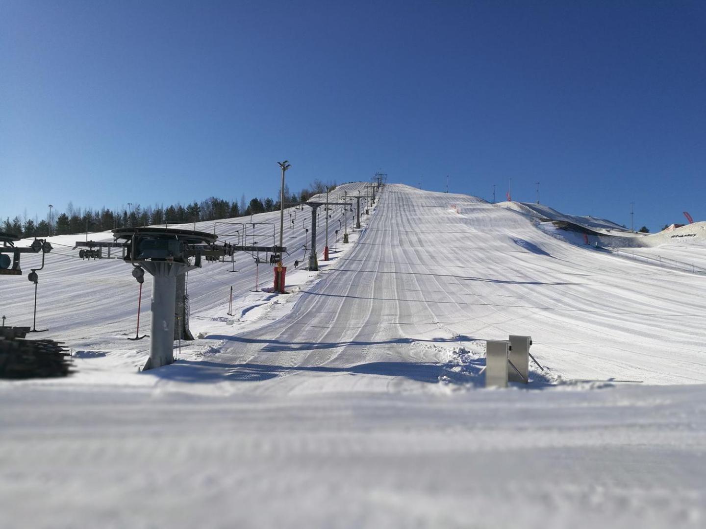 Tuhamaee Hosteli Puhkemaja Kiviõli Exterior foto